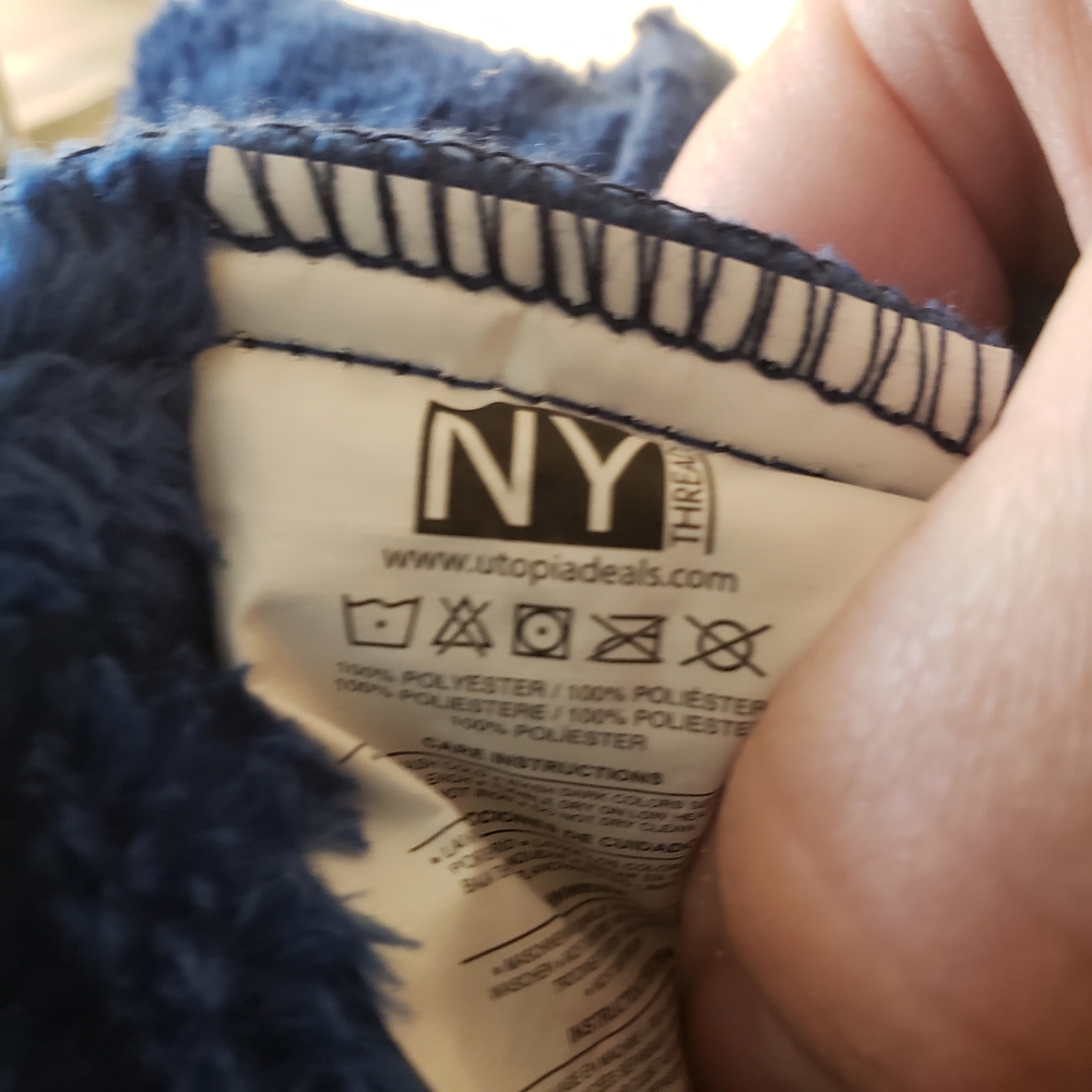 NY Threads Plush Blue Robe - Picture 4 of 4